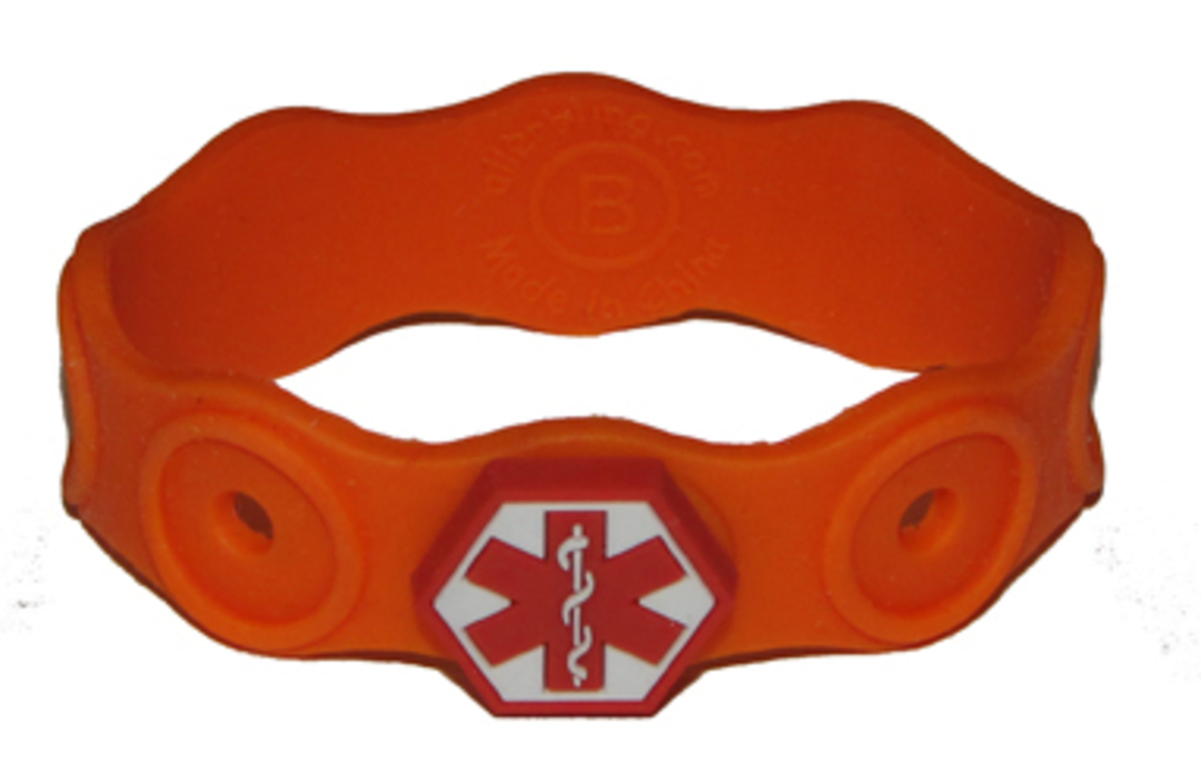 Allerbling individual wristband with medical charm image 0